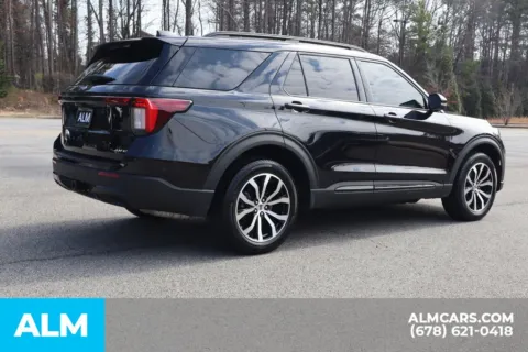 More photos of 2025 Ford Explorer ST-Line at ALM Gwinnett, GA