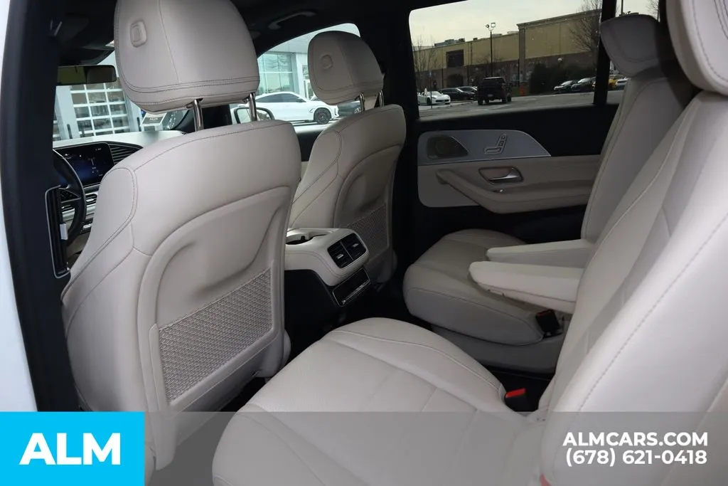 Mercedes-Benz GLS photo 20