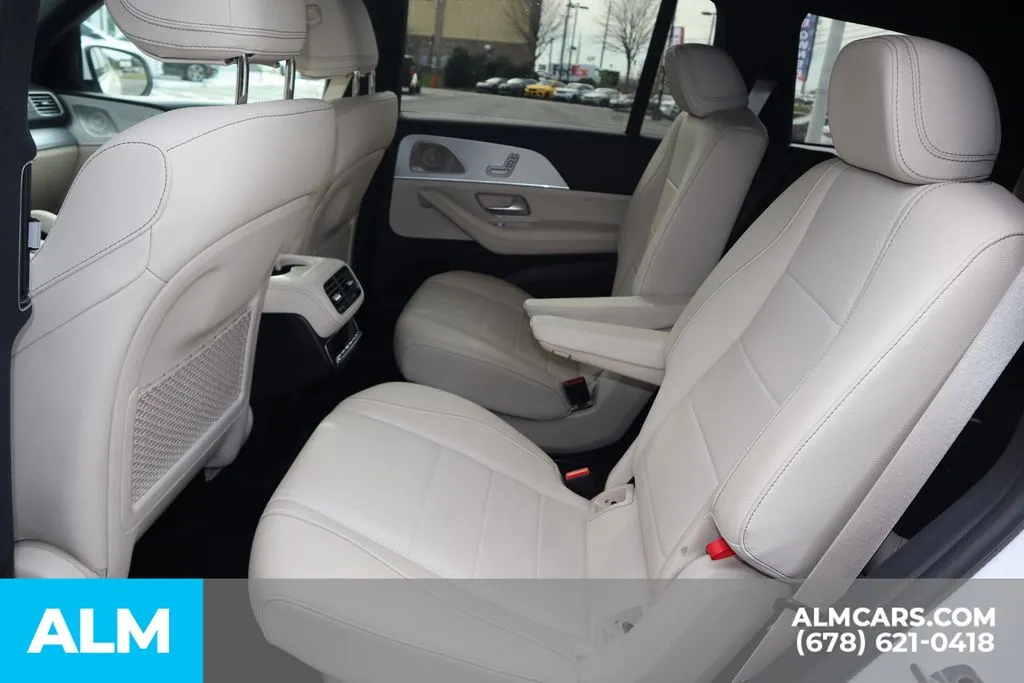 Mercedes-Benz GLS photo 21