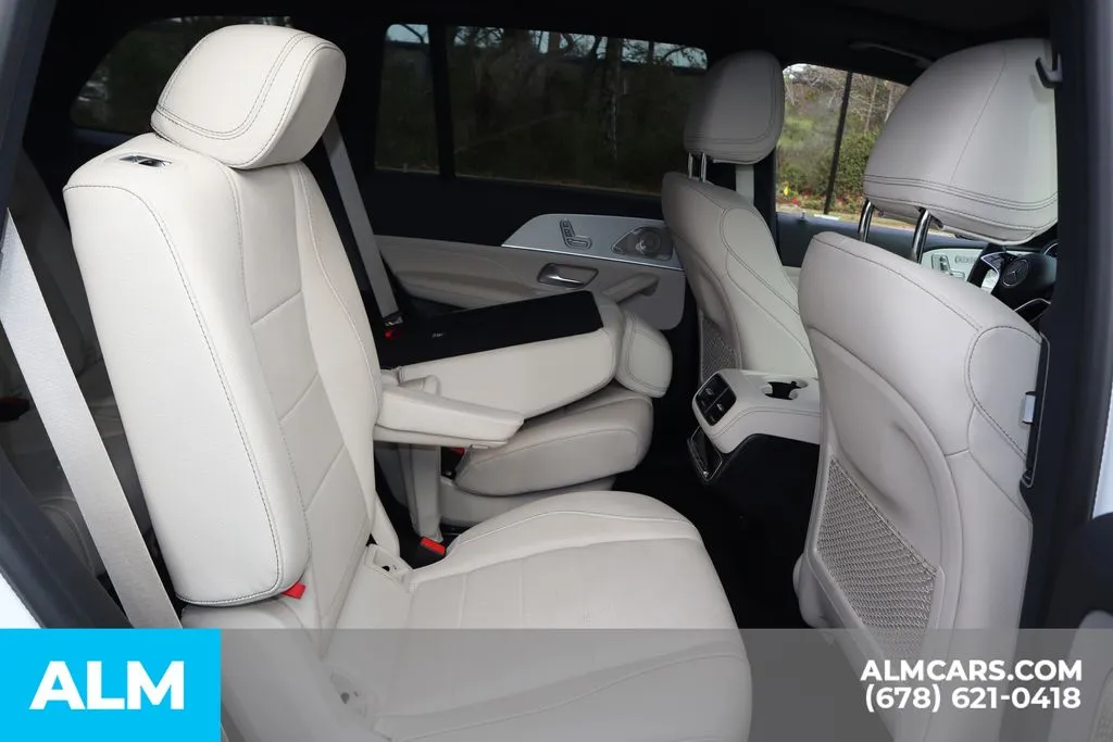 Mercedes-Benz GLS photo 27