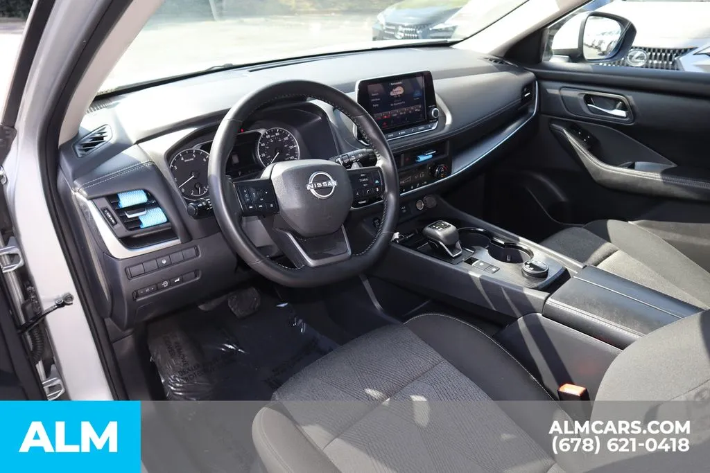 Nissan Rogue photo 9