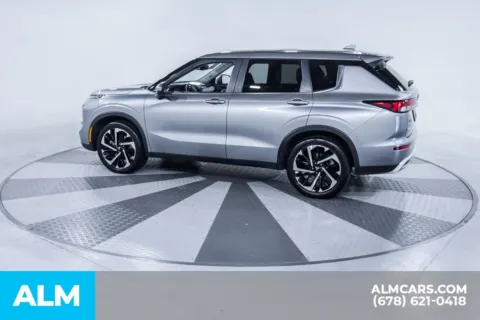 More photos of 2024 Mitsubishi Outlander SE Black Edition w/Pano Roof at ALM Gwinnett, GA