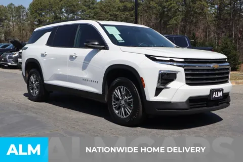 More photos of 2025 Chevrolet Traverse LT at ALM Gwinnett, GA