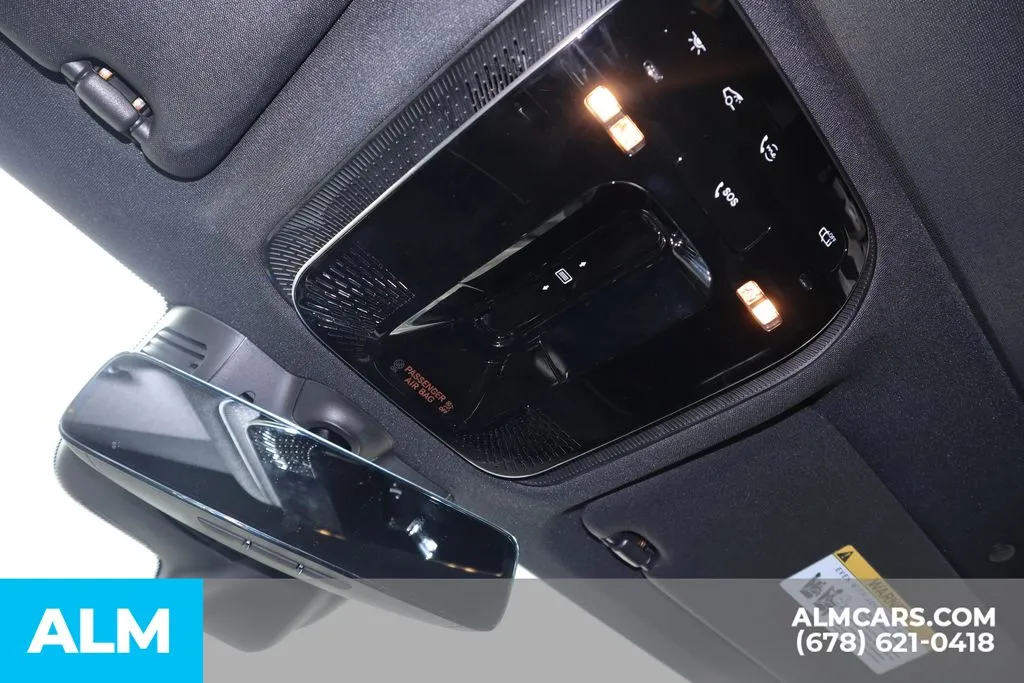 Mercedes-Benz GLC photo 35