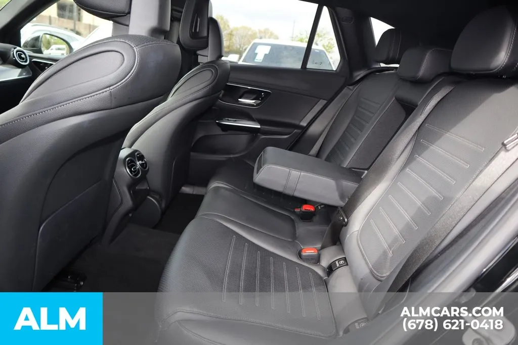 Mercedes-Benz GLC photo 16