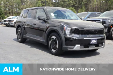 More photos of 2024 Kia EV9 Light Long Range at ALM Gwinnett, GA