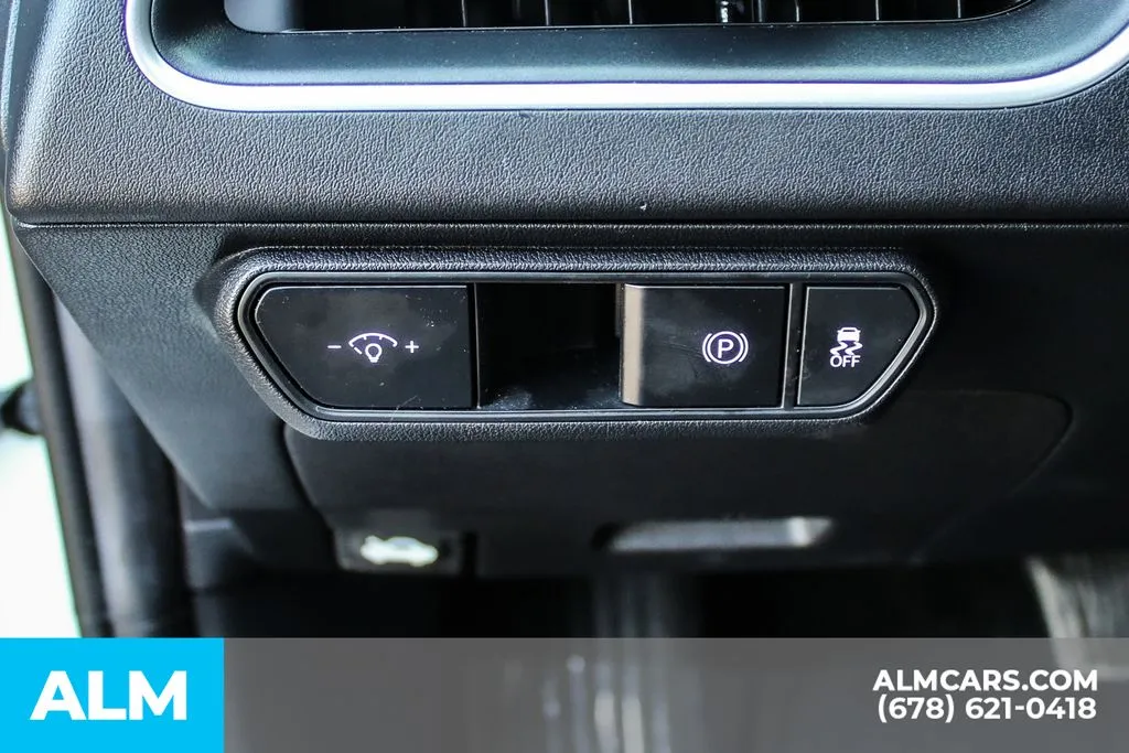 2025 Kia K4 LXS - Photo 31