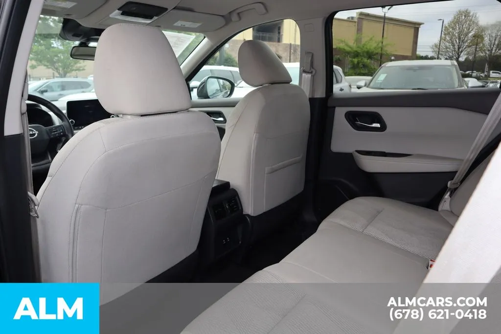 Nissan Rogue photo 17