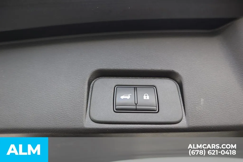 Nissan Rogue photo 21