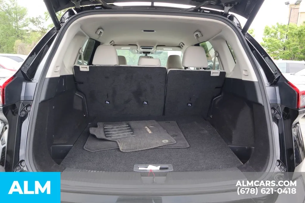 Nissan Rogue photo 20