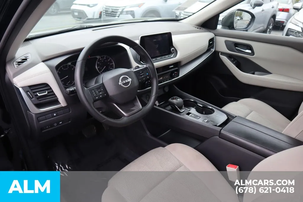 Nissan Rogue photo 9