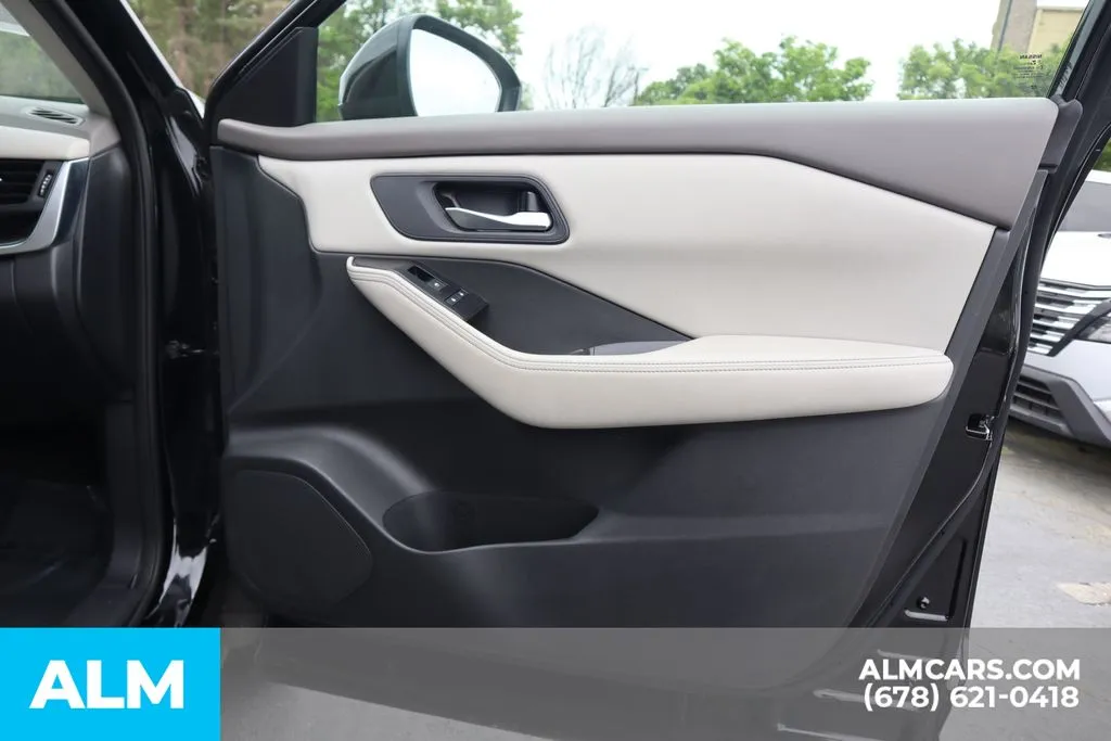 Nissan Rogue photo 29