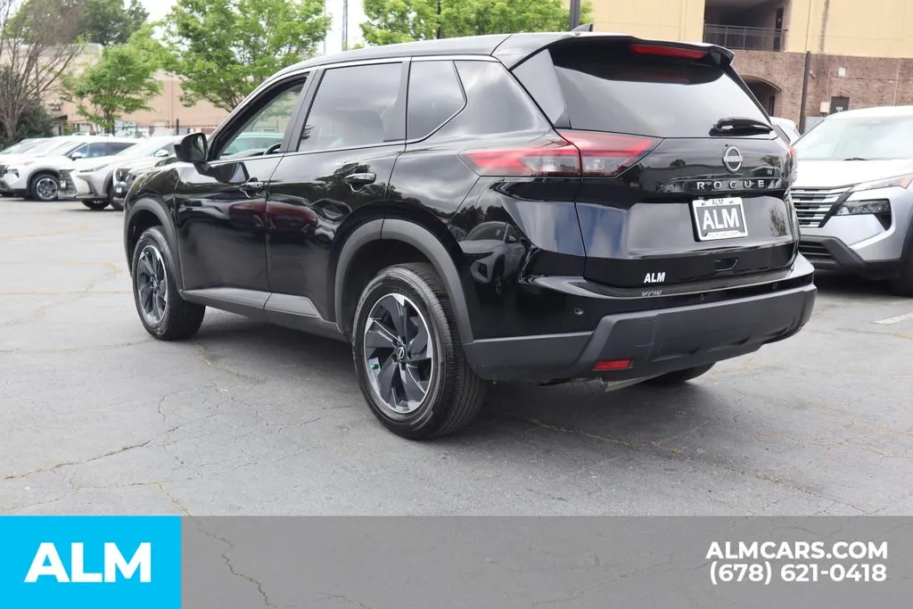 Nissan Rogue photo 8
