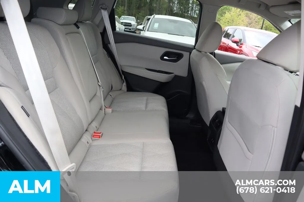 Nissan Rogue photo 22