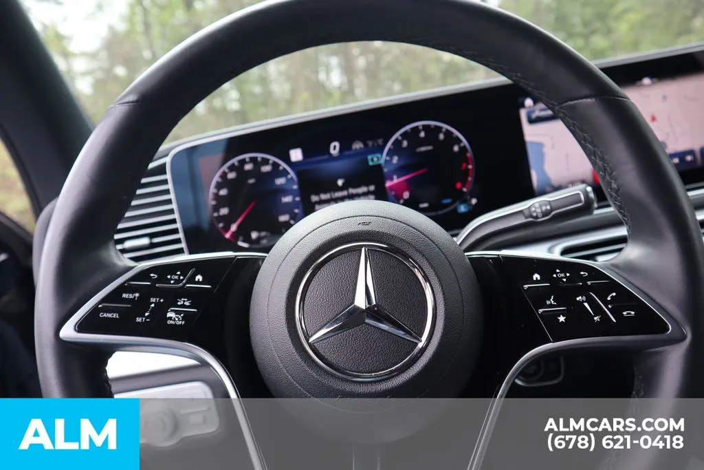 Mercedes-Benz GLE photo 31