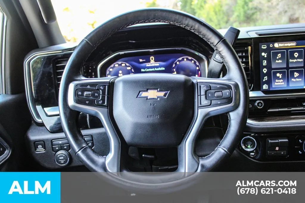 Chevrolet Silverado 2500 HD photo 23