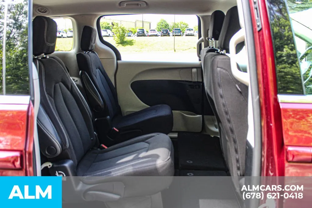 Chrysler Voyager photo 21
