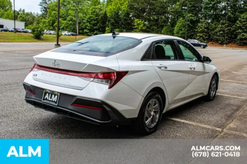 More photos of 2025 Hyundai Elantra SE at ALM Gwinnett, GA