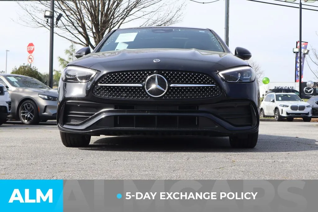 Mercedes-Benz C-Class photo 3
