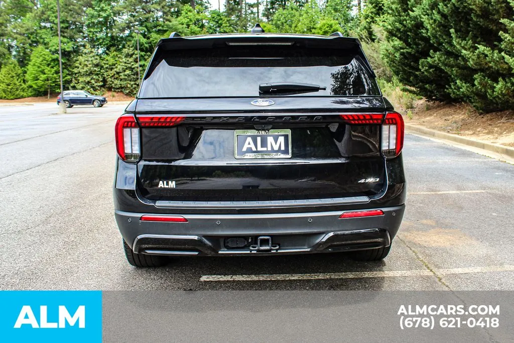 Ford Explorer photo 10