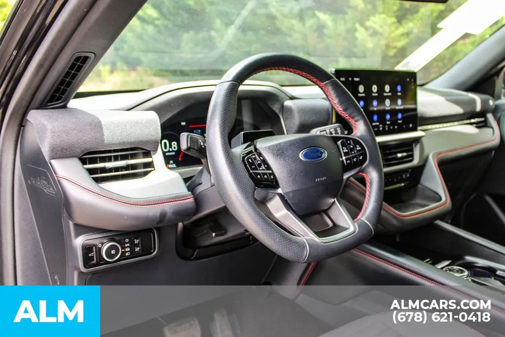 Ford Explorer photo 33