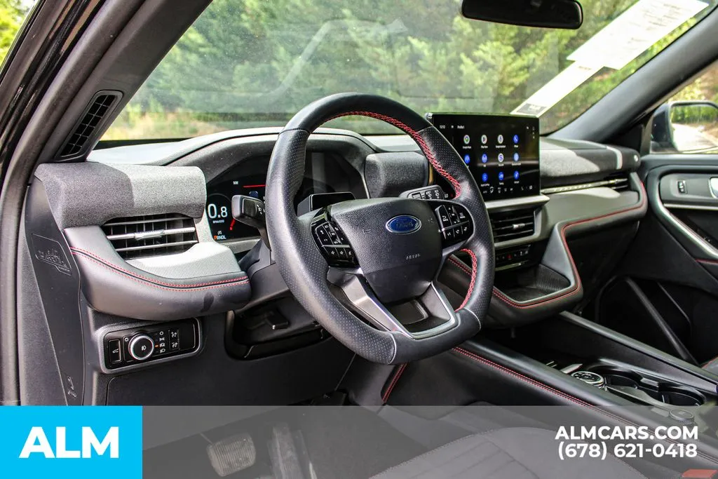 Ford Explorer photo 23