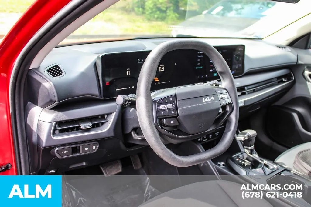 Kia K4 photo 18