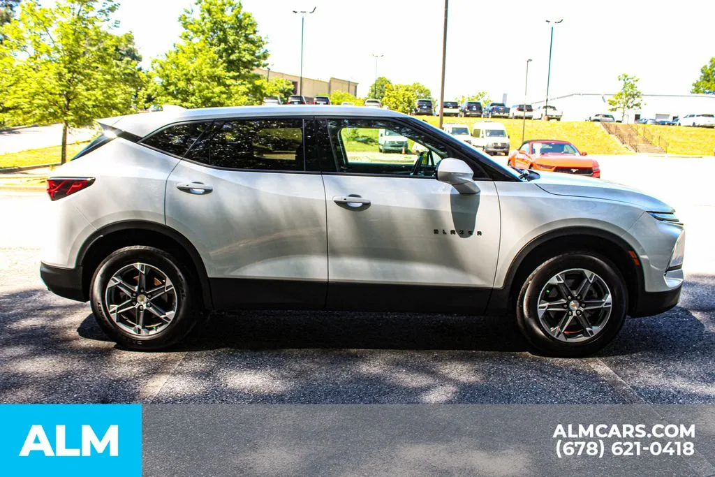 Chevrolet Blazer photo 8