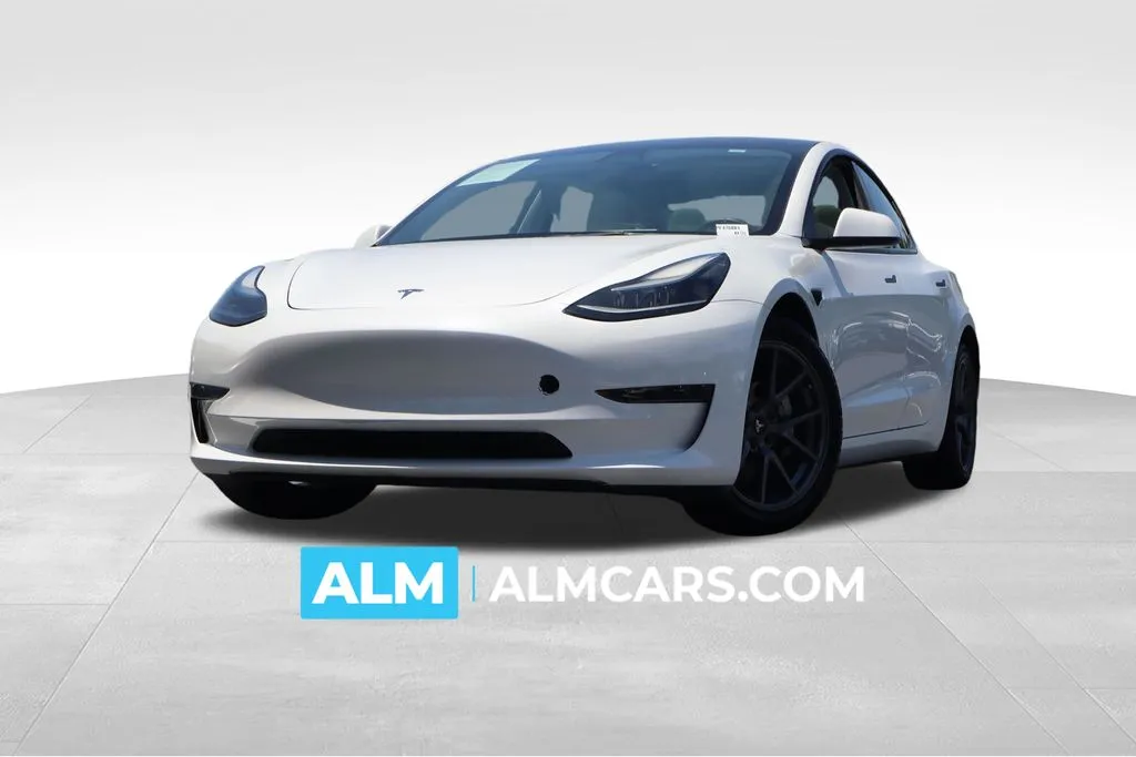 2023 Tesla Model 3 -'s photo