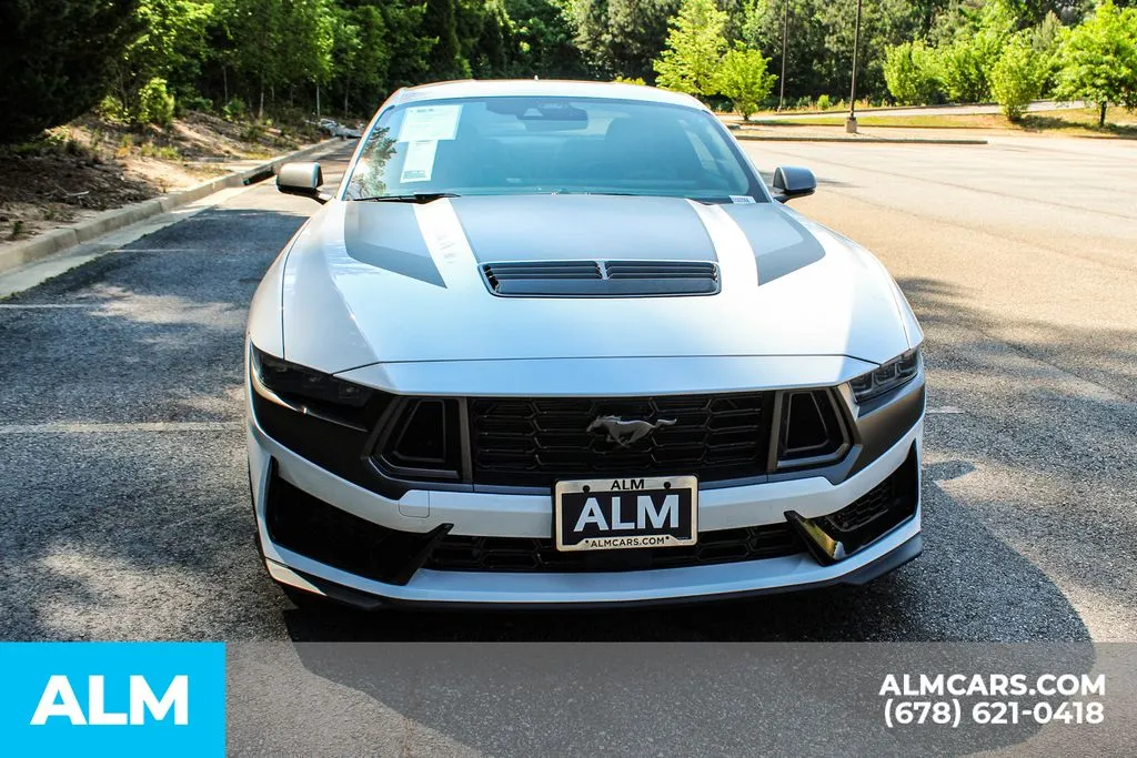 Ford Mustang photo 9