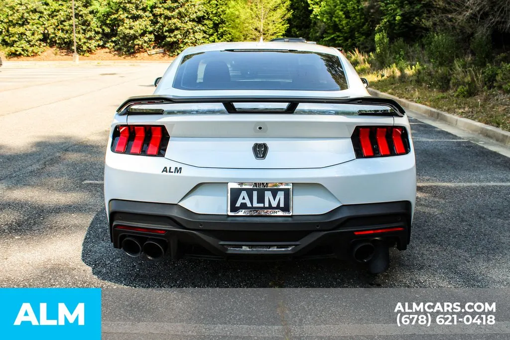 Ford Mustang photo 10