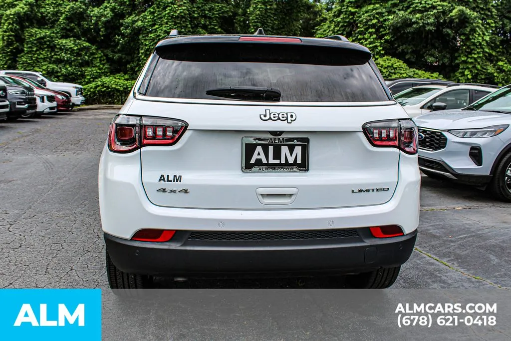 Jeep Compass photo 10