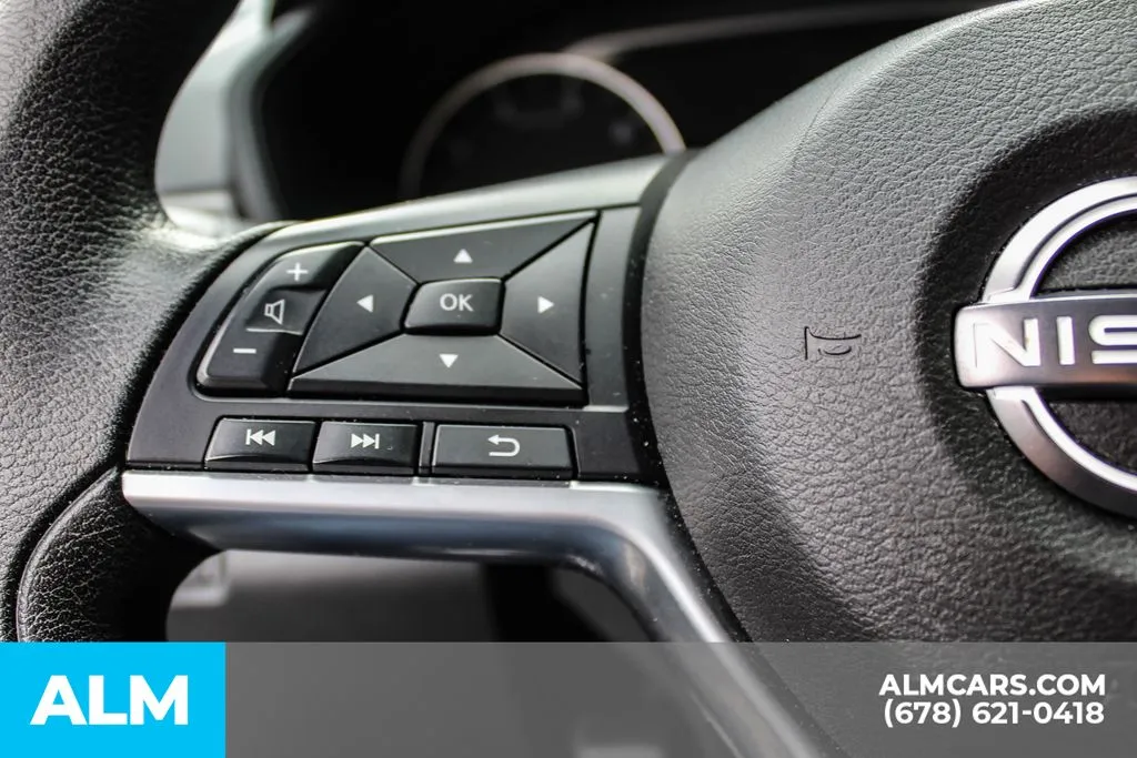 2025 Nissan Altima SV - Photo 18
