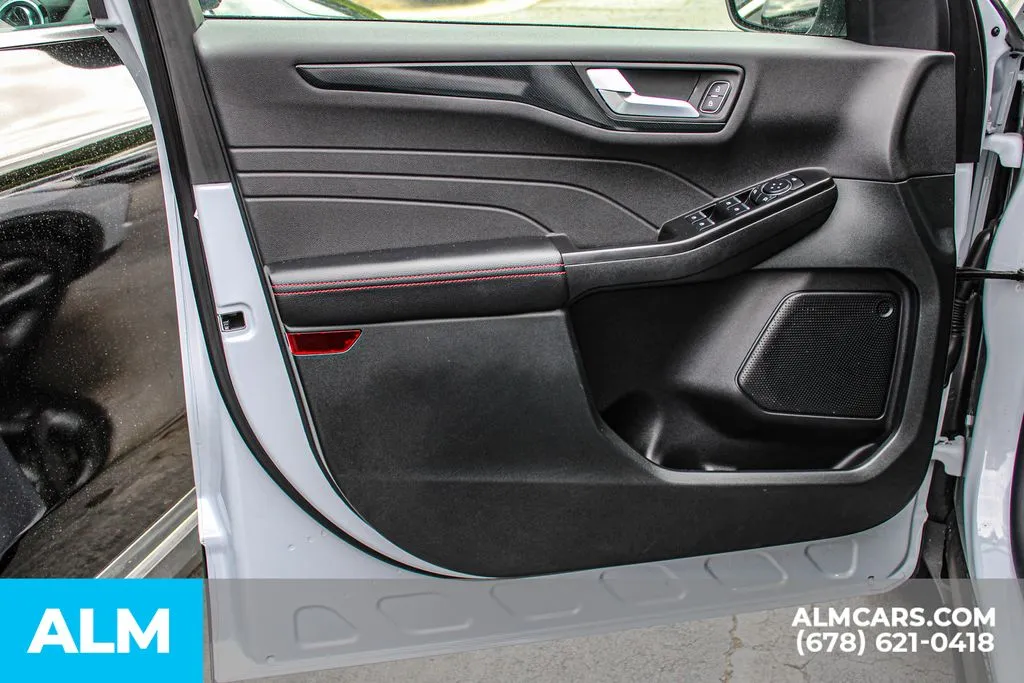 Ford Escape photo 36