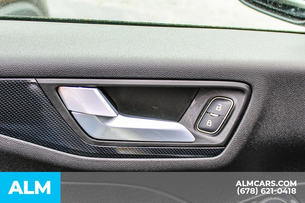 Ford Escape photo 37