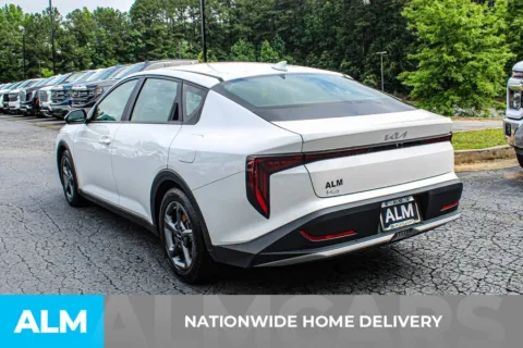 More photos of 2025 Kia K4 LXS at ALM Gwinnett, GA