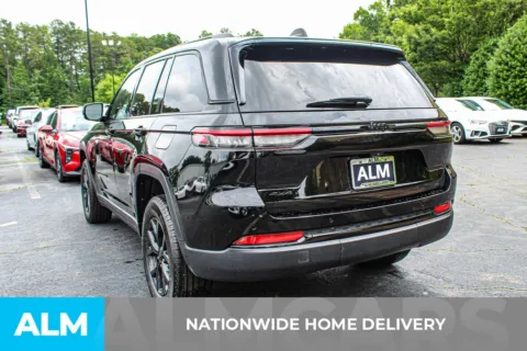 More photos of 2025 Jeep Grand Cherokee Altitude at ALM Gwinnett, GA