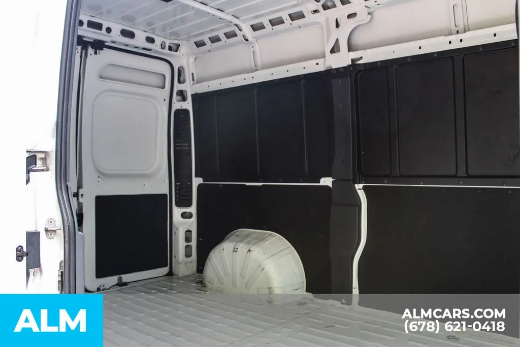 Ram ProMaster 2500 photo 18