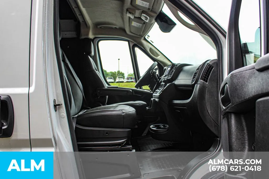 Ram ProMaster 2500 photo 17