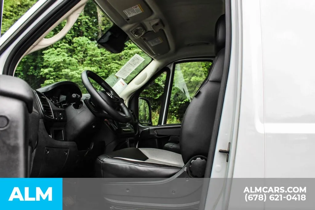 Ram ProMaster 2500 photo 16