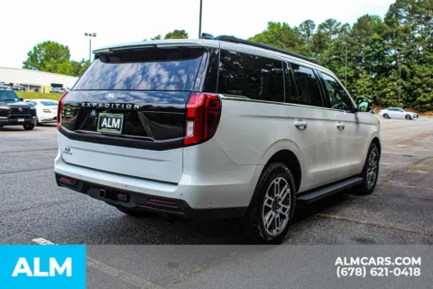 More photos of 2025 Ford Expedition Active at ALM Gwinnett, GA