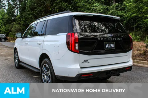 More photos of 2025 Ford Expedition Active at ALM Gwinnett, GA