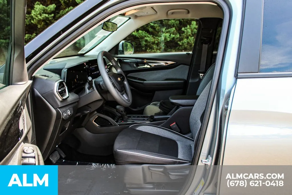 Chevrolet TrailBlazer photo 16