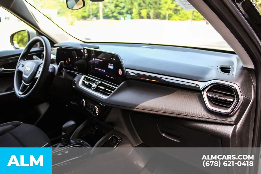Chevrolet TrailBlazer photo 23