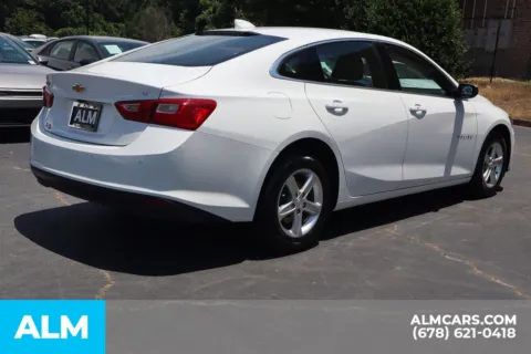 More photos of 2024 Chevrolet Malibu LT at ALM Gwinnett, GA