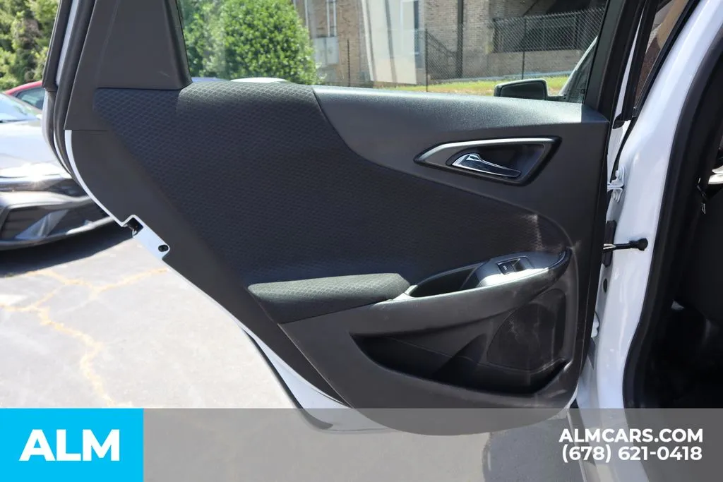 Chevrolet Malibu photo 18