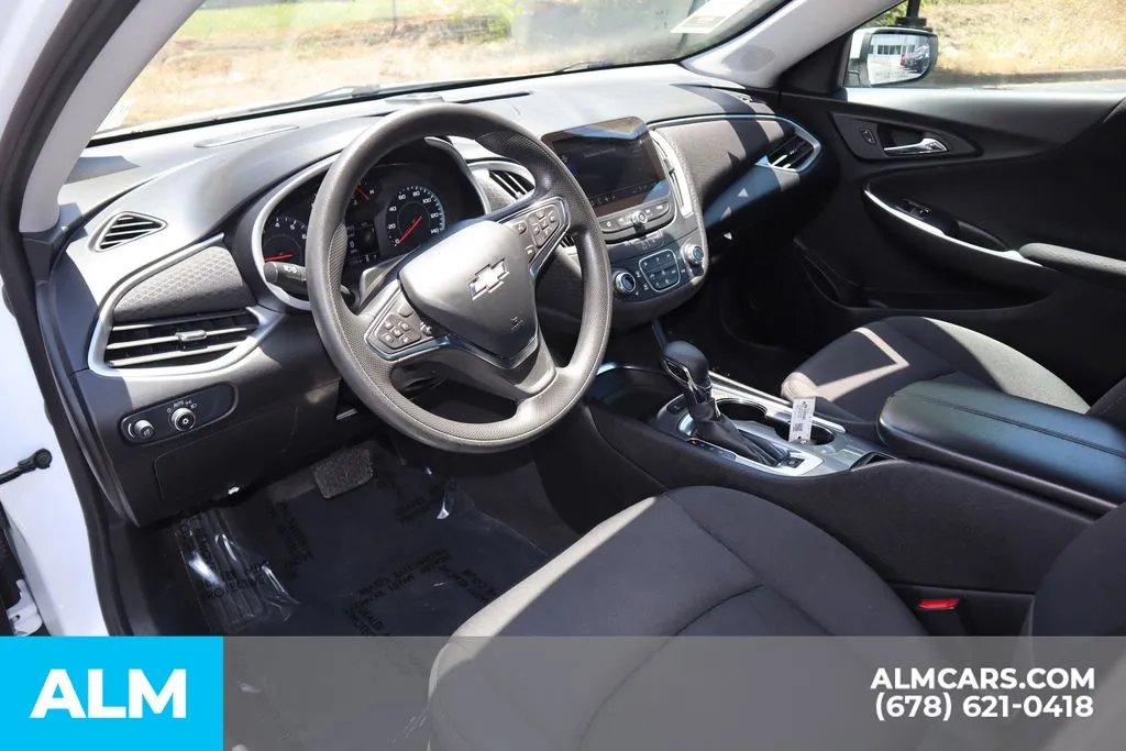 Chevrolet Malibu photo 9