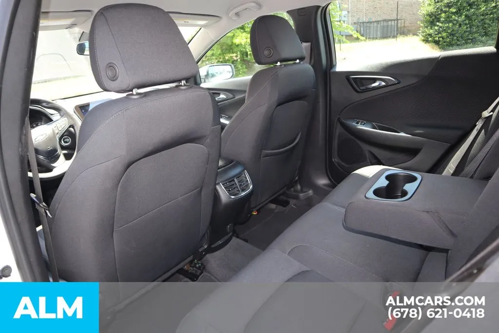 Chevrolet Malibu photo 17