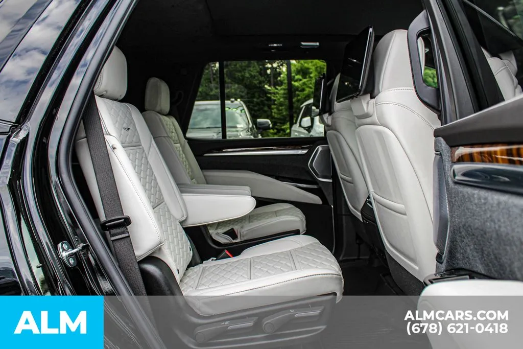 Cadillac Escalade photo 20