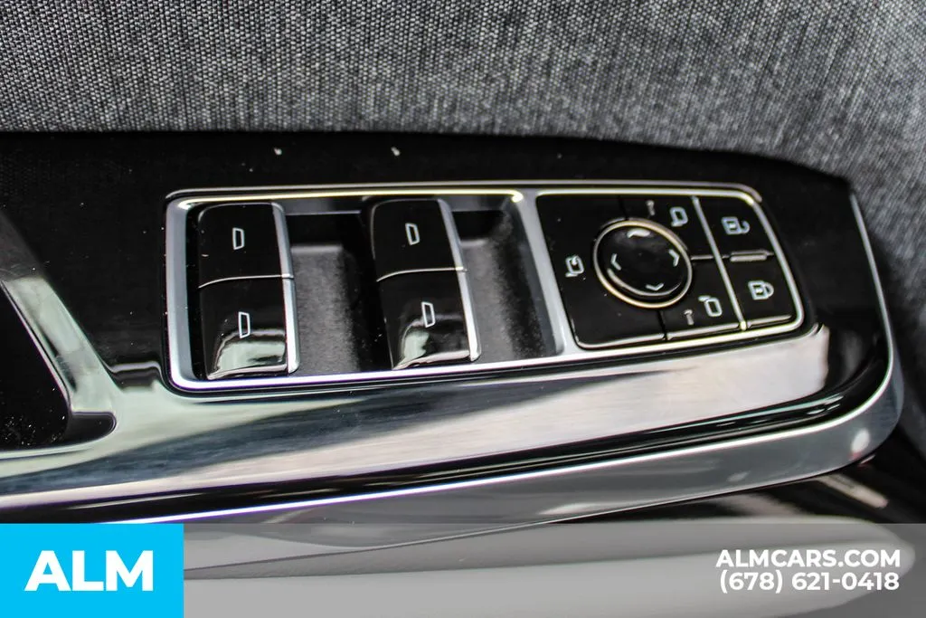 Cadillac Escalade photo 41